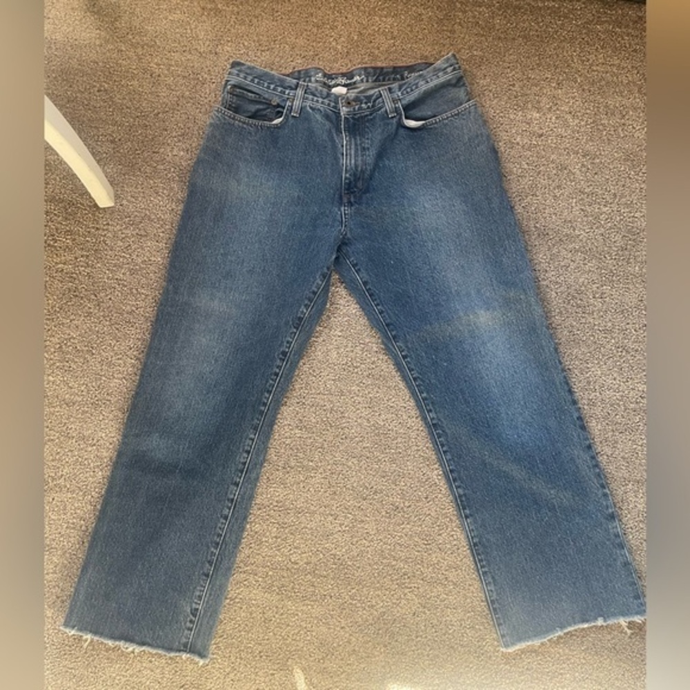 Eddie Bauer men’s Relaxed fit jeans 36x32